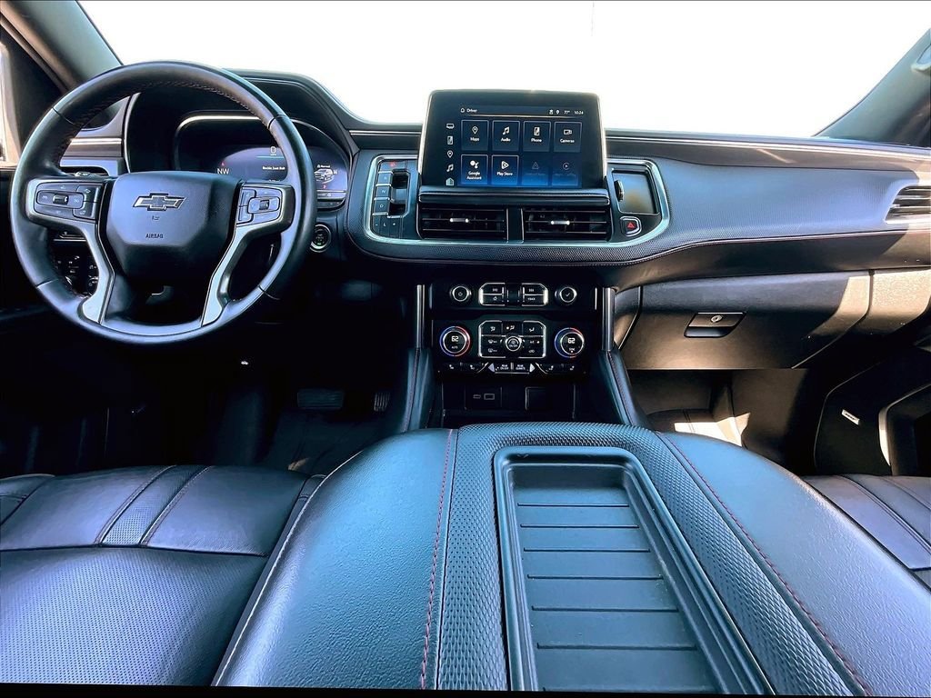 Used 2024 Chevrolet Suburban RST w/ Luxury Package AWD/4WD image 22