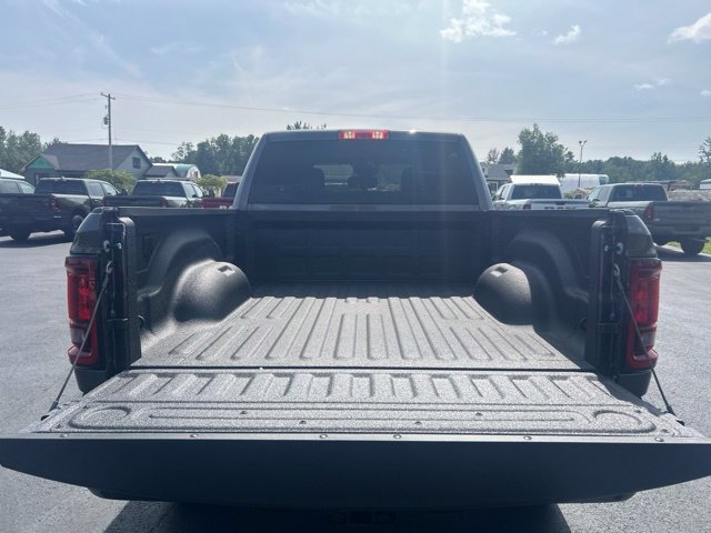 New 2026 RAM 2500 Big Horn AWD/4WD image 16