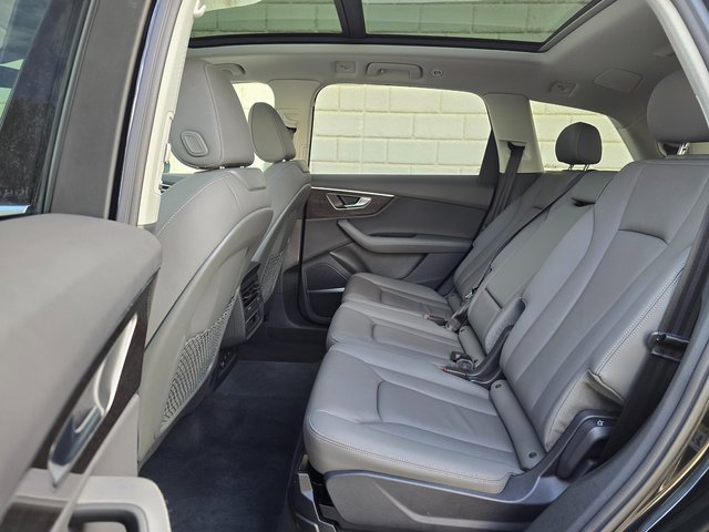 Used 2025 Audi Q7 3.0T Premium Plus image 43