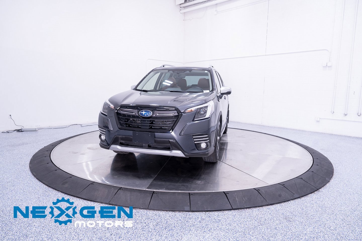 Used 2023 Subaru Forester Touring image 31