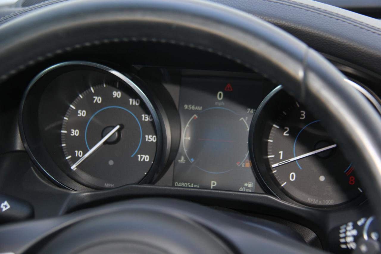Used 2016 Jaguar XF Prestige RWD image 13