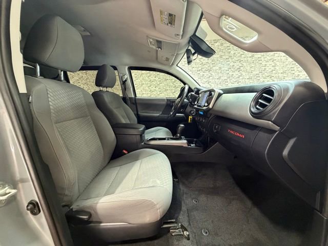 Used 2021 Toyota Tacoma SR5 RWD image 9