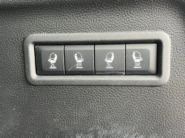 Used 2023 Jeep Wagoneer L Series III w/ Preferred Equipment Group image 46