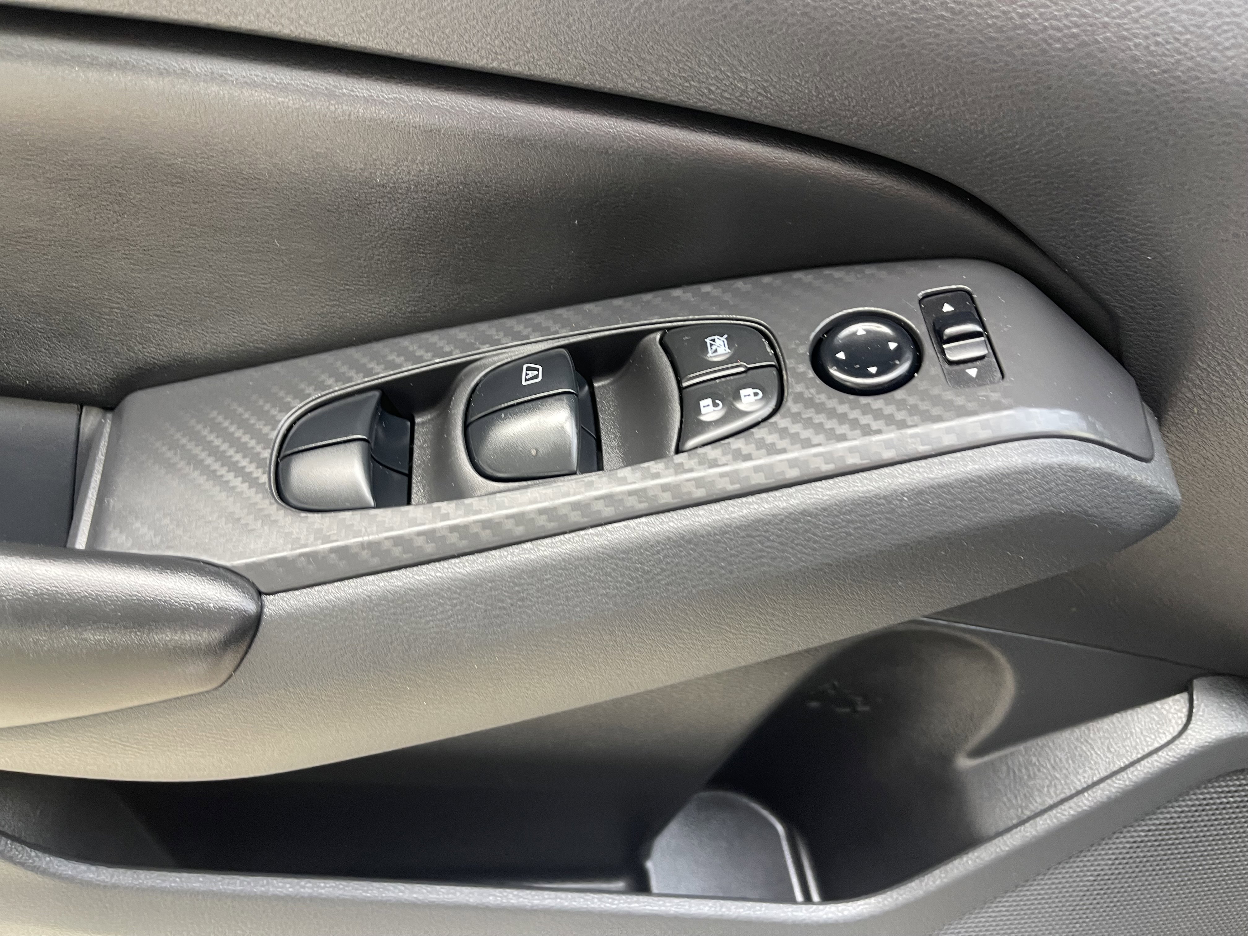 Used 2022 Nissan Altima 2.5 S FWD image 11