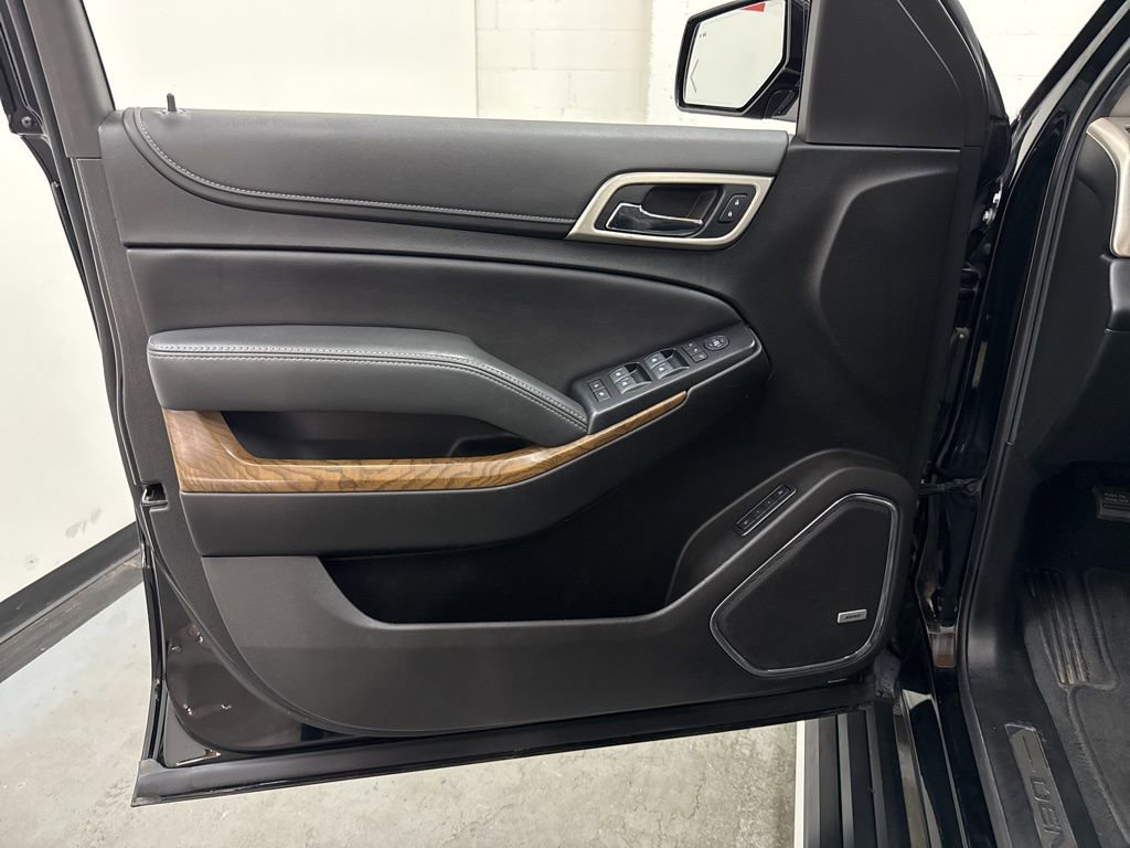 Used 2019 GMC Yukon XL Denali w/ Denali Ultimate Package RWD image 10