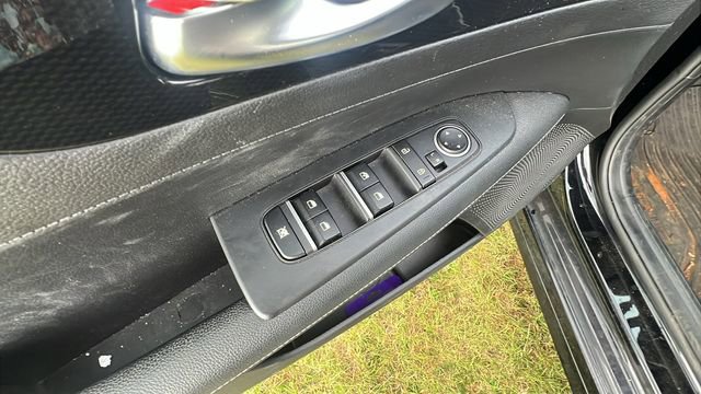 Used 2023 Kia Forte GT-Line w/ GT-Line Premium Package image 27