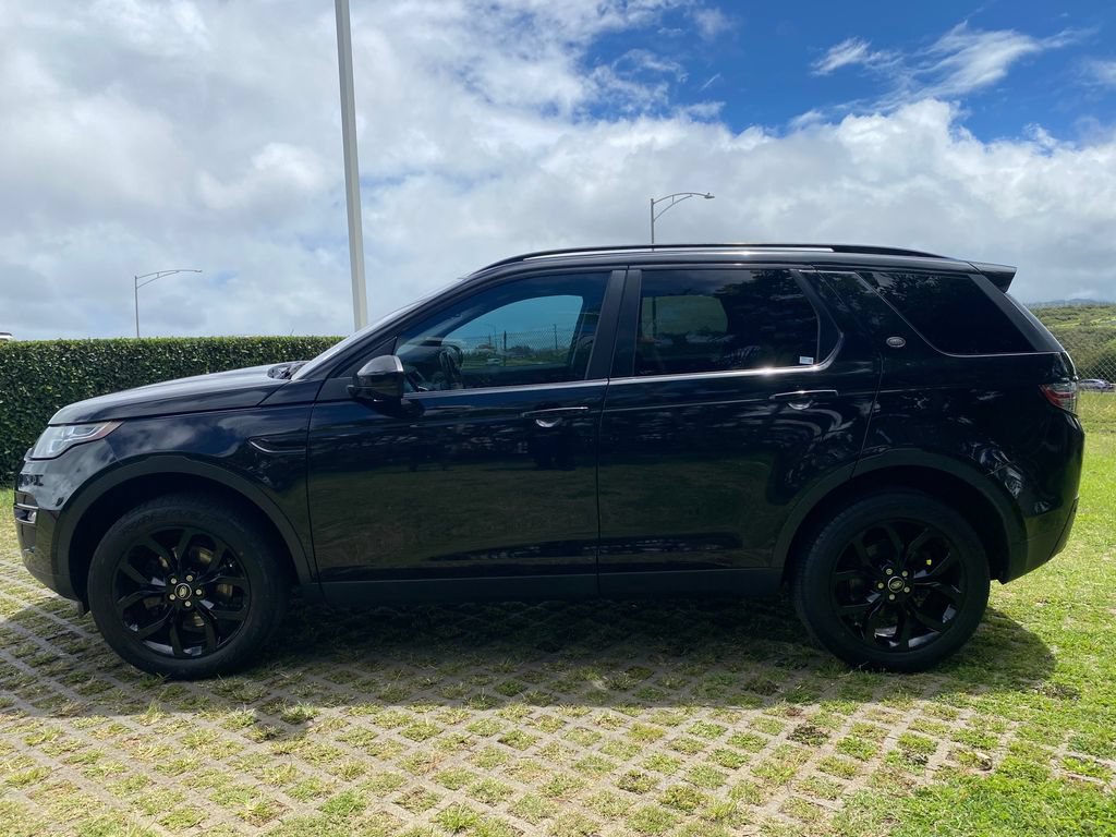 Used 2017 Land Rover Discovery Sport SE AWD/4WD image 4