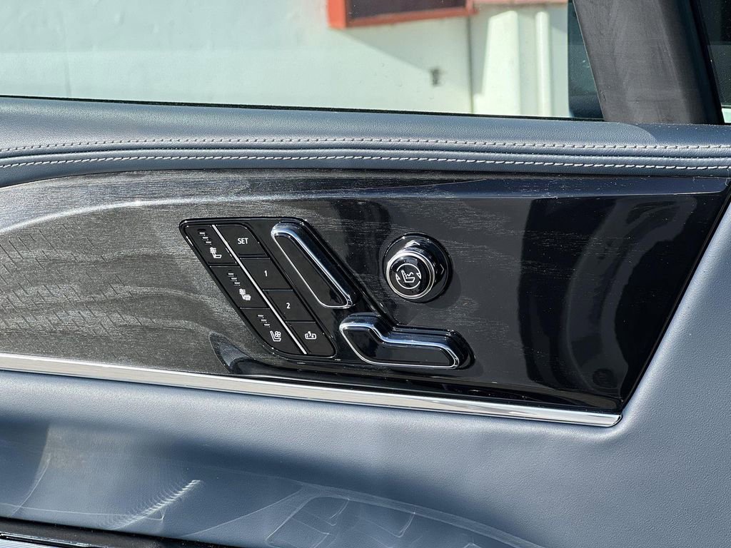 New 2025 Cadillac Escalade IQ Luxury 2 image 23