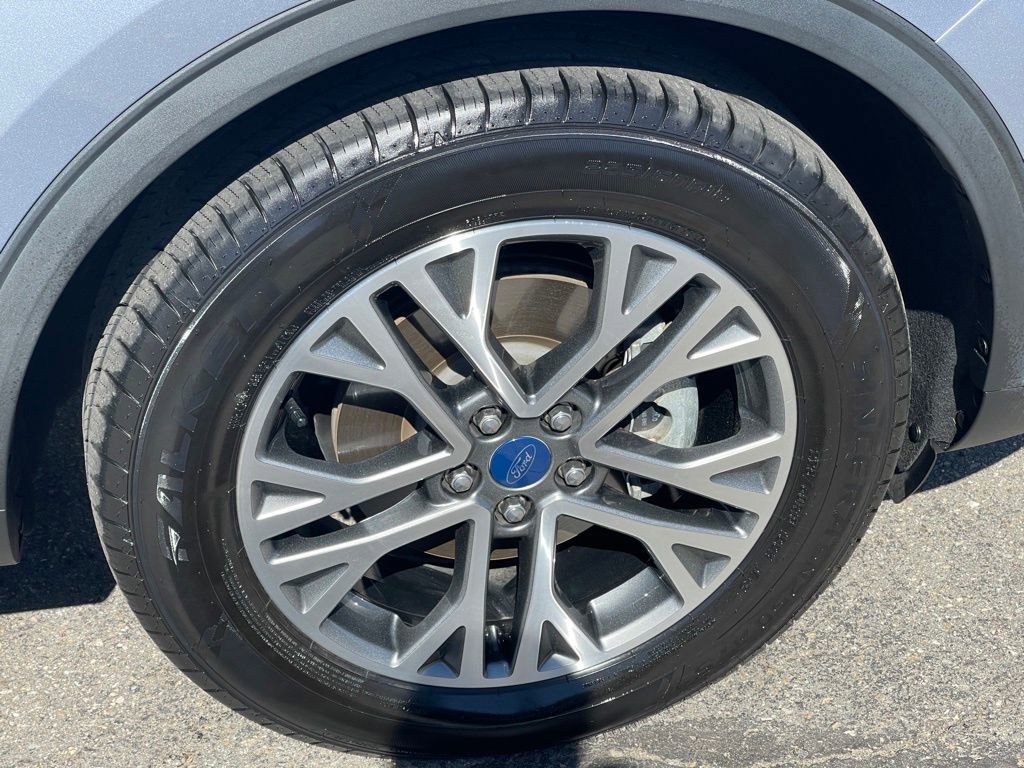 Used 2022 Ford Escape SEL image 29