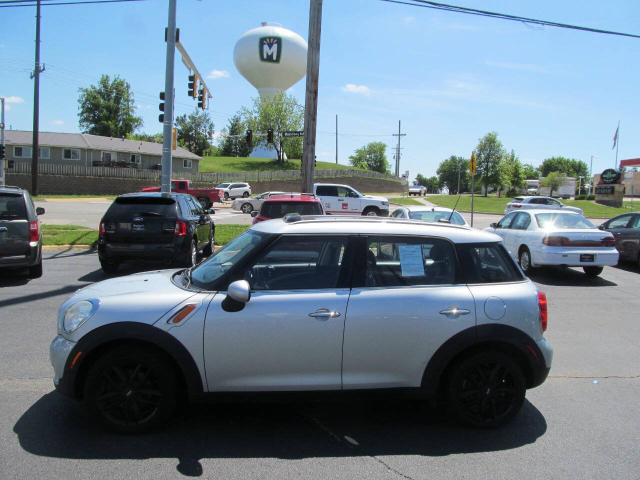 Used 2011 MINI Cooper Countryman FWD image 2