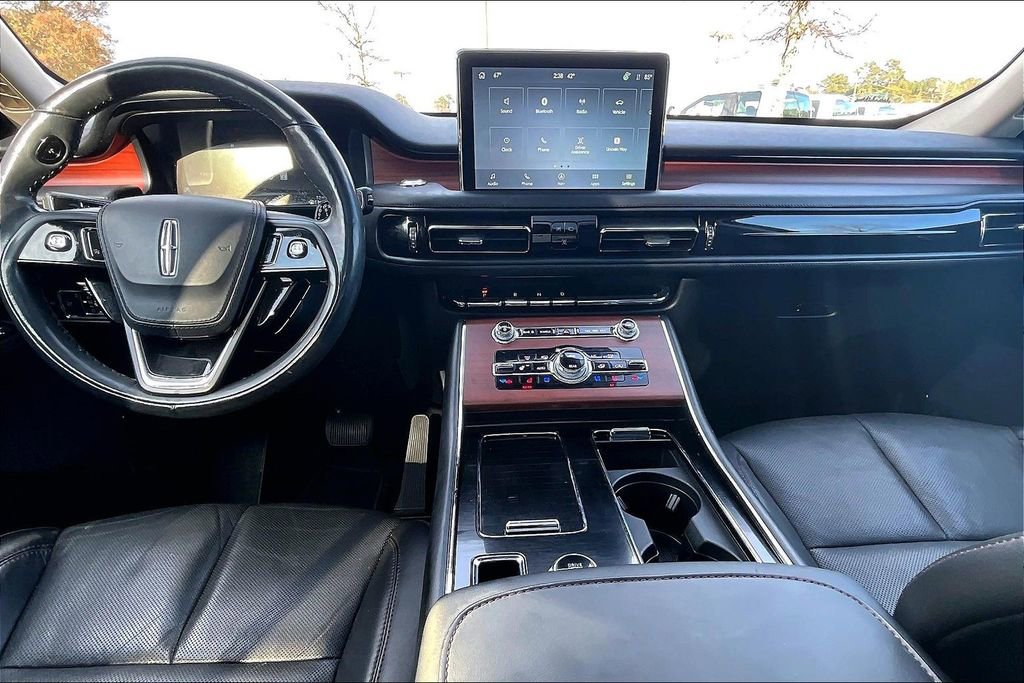 Certified 2022 Lincoln Aviator Reserve w/ Equipment Group 201A image 15