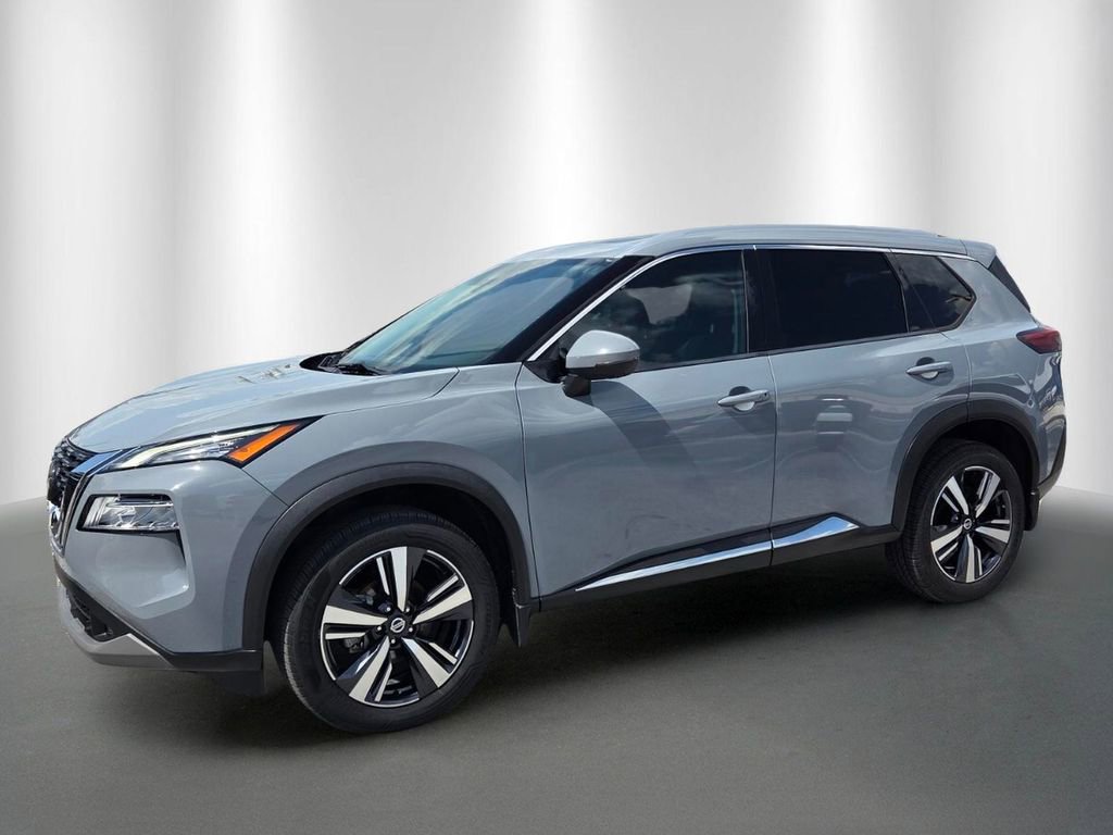 Used 2021 Nissan Rogue SL FWD image 2