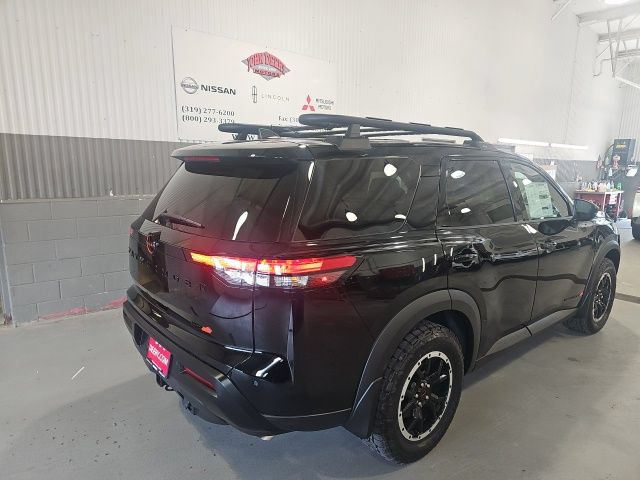 New 2026 Nissan Pathfinder Rock Creek AWD/4WD image 3