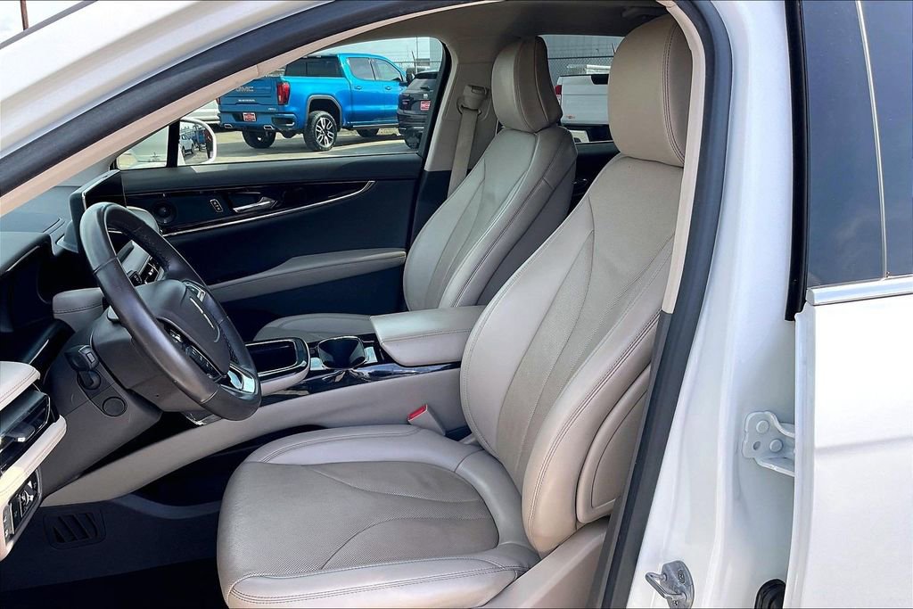 Used 2022 Lincoln Nautilus Reserve w/ Luxury Package FWD image 18