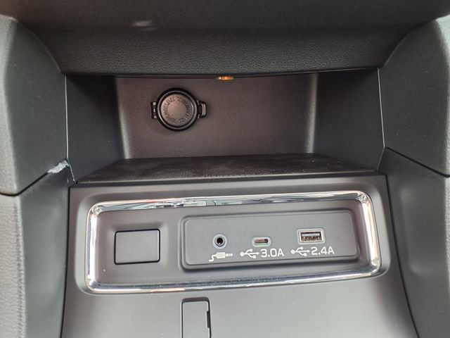 New 2026 Subaru Ascent Premium AWD/4WD image 17