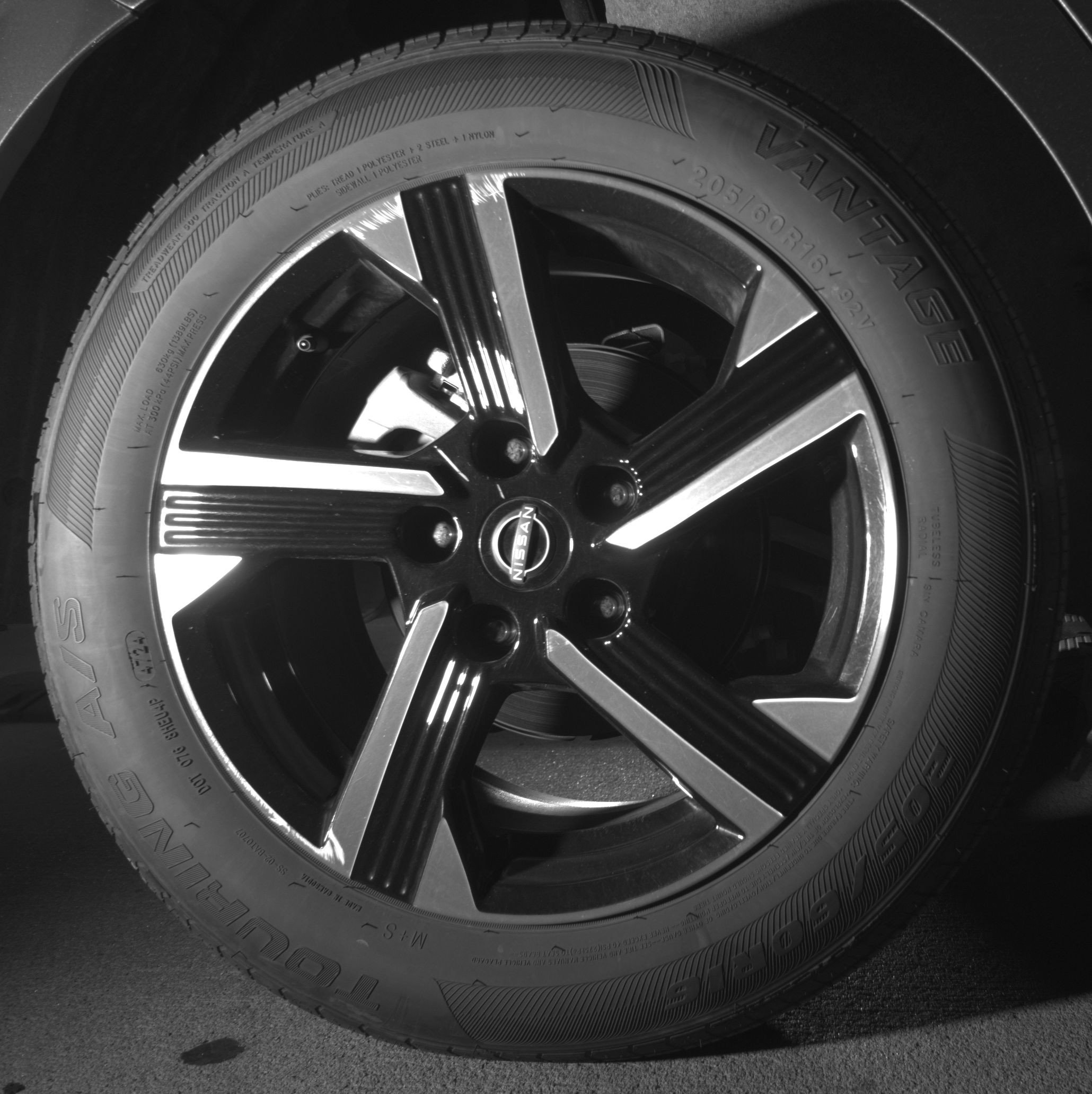 Used 2025 Nissan Sentra SV FWD image 15