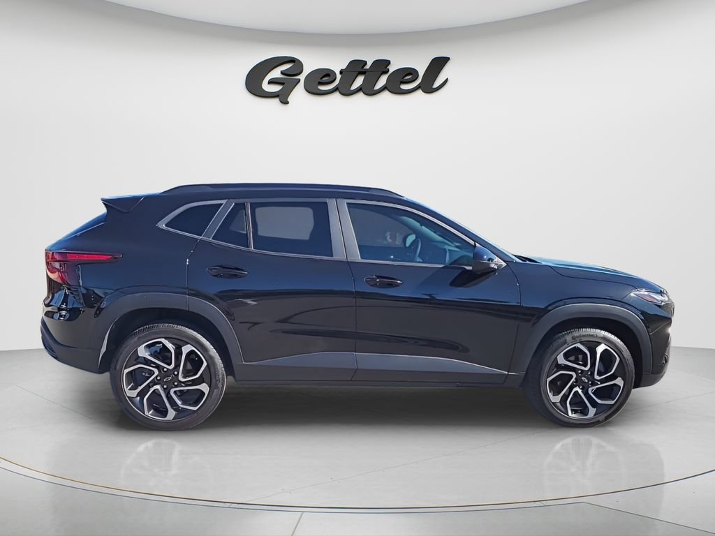 Used 2024 Chevrolet Trax RS w/ Driver Confidence Package image 6