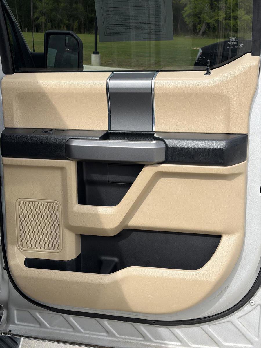 Used 2018 Ford F150 XLT w/ Equipment Group 302A Luxury image 16