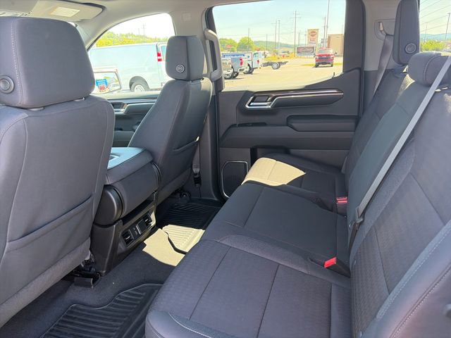 Used 2024 Chevrolet Silverado 1500 LT AWD/4WD image 16