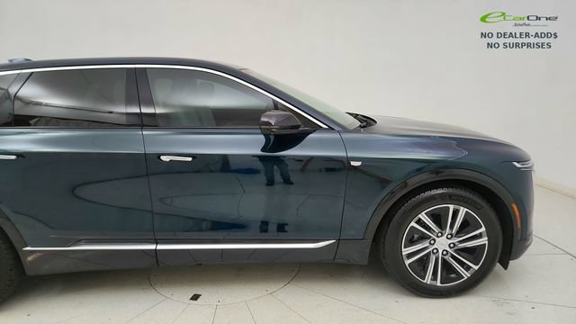 Used 2024 Cadillac Lyriq Luxury RWD image 8