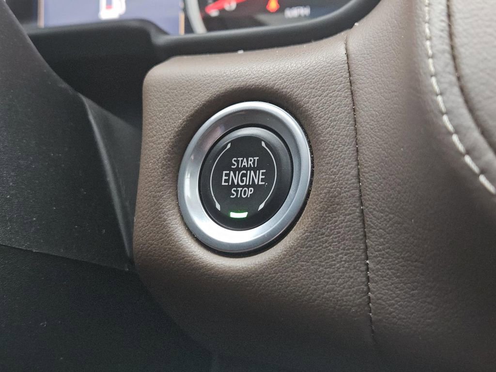 Used 2021 Chevrolet Tahoe High Country w/ Premium Package 2 RWD image 16