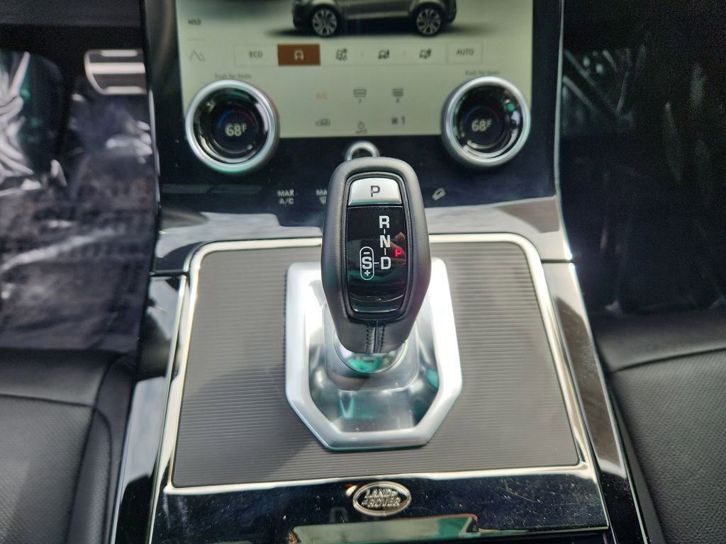 Used 2023 Land Rover Range Rover Evoque R-Dynamic SE image 16