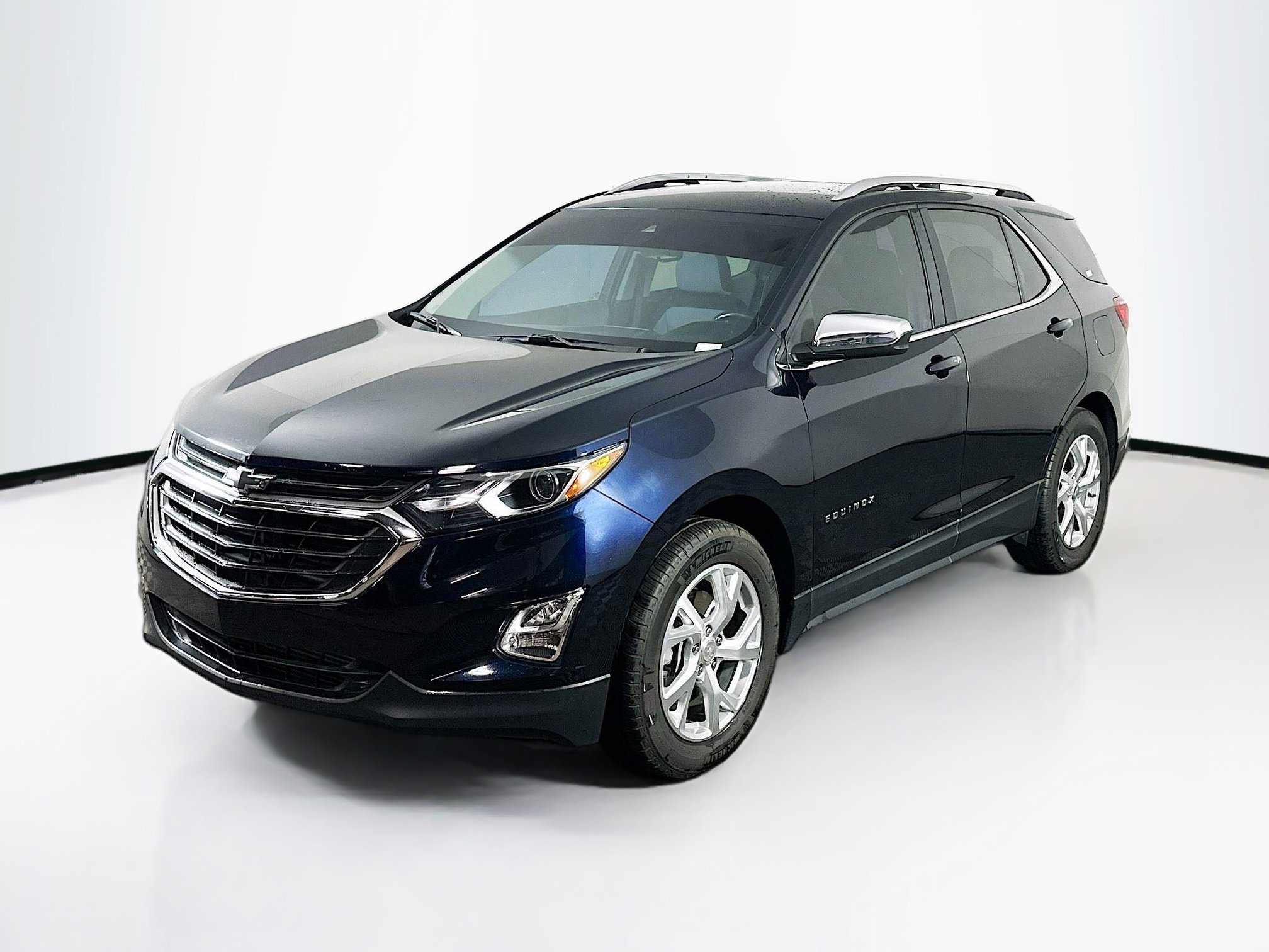 Used 2020 Chevrolet Equinox LT image 3