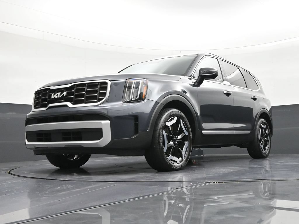 Used 2024 Kia Telluride S FWD image 20