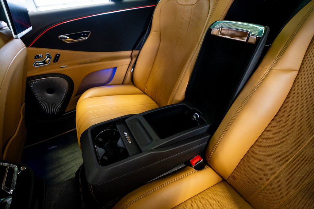 Used 2020 Bentley Flying Spur W12 image 55