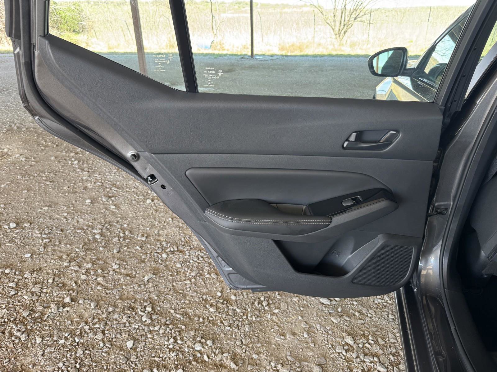 Used 2023 Nissan Altima 2.5 SV w/ SV Premium Package image 27