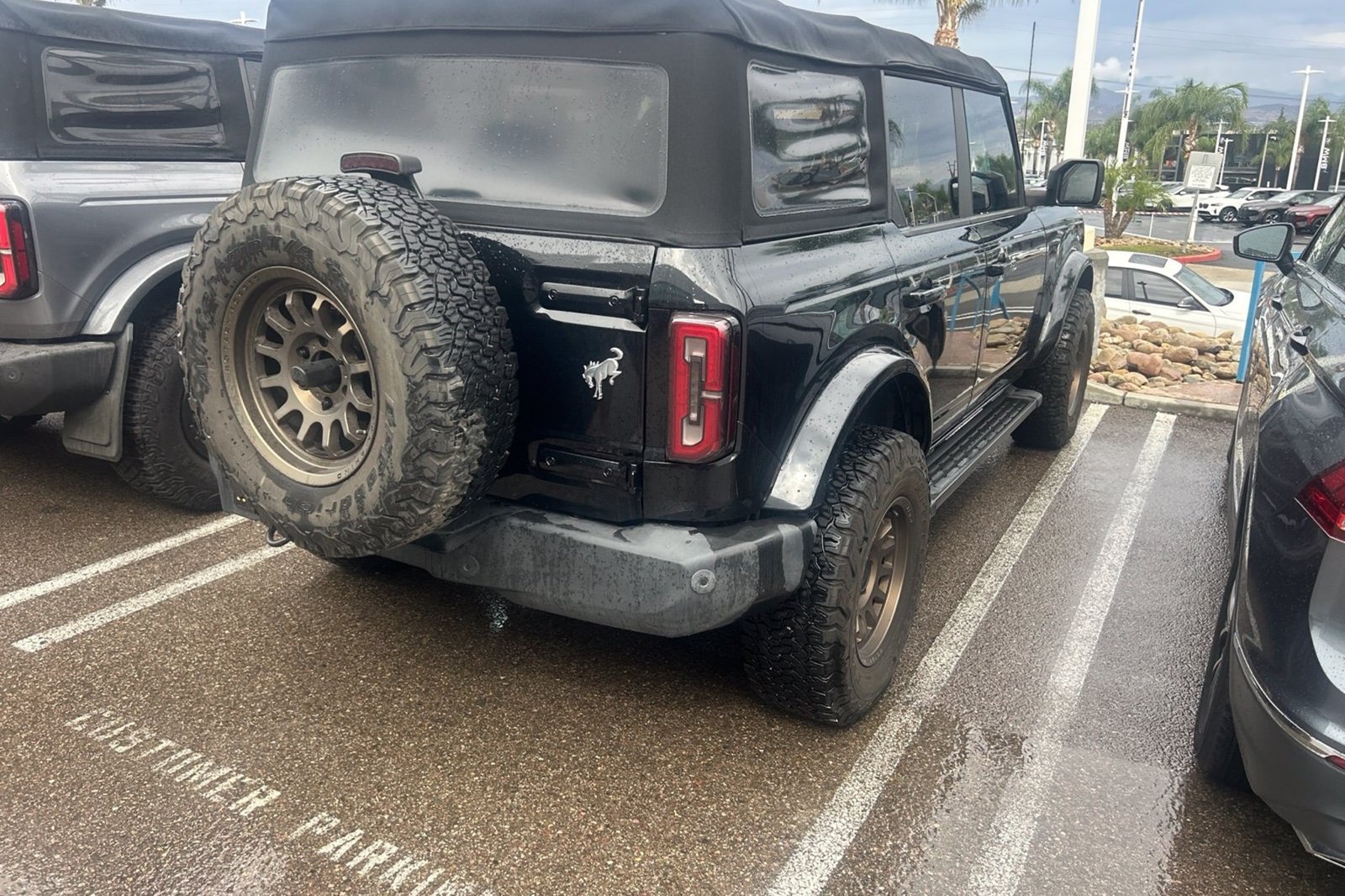 Used 2022 Ford Bronco Outer Banks AWD/4WD image 17