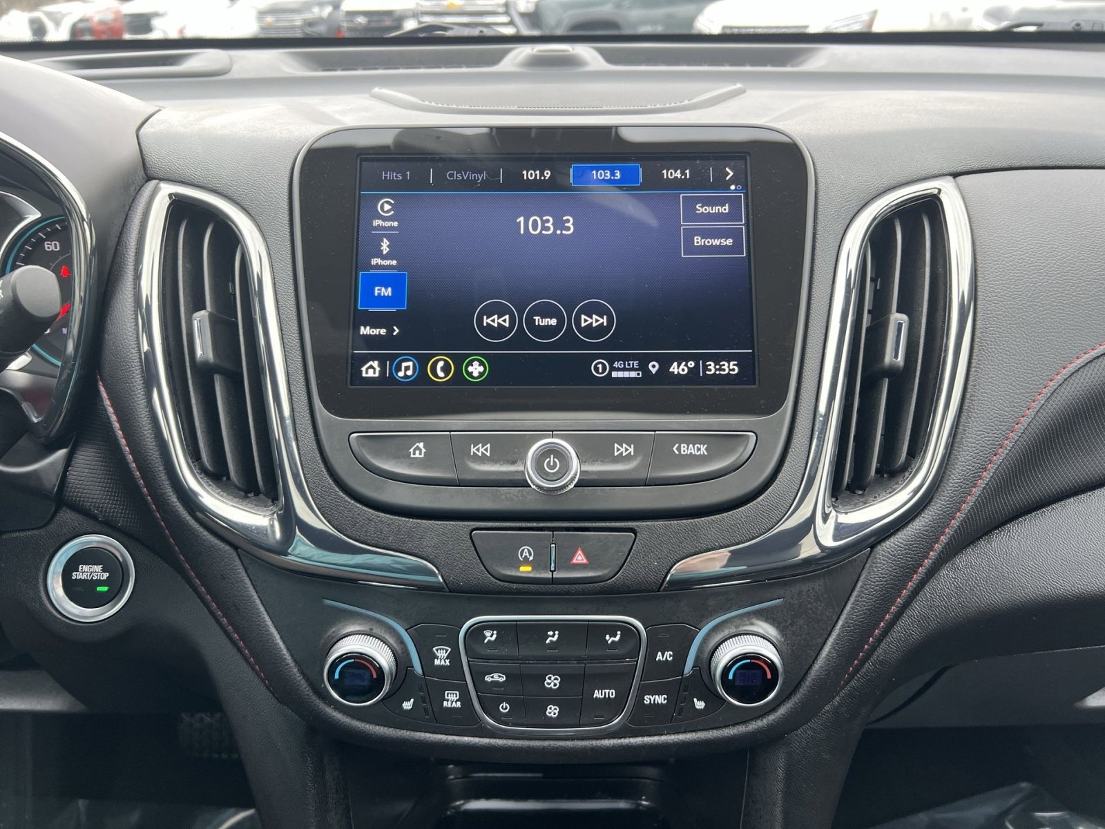 Used 2024 Chevrolet Equinox RS w/ RS Leather Package image 18