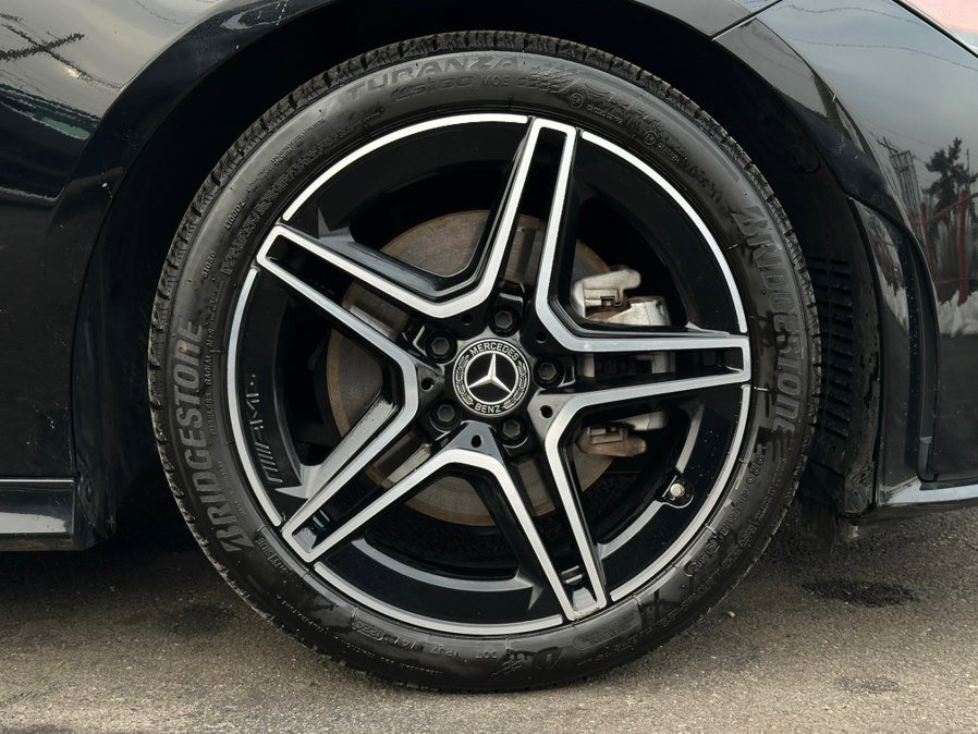 Used 2023 Mercedes-Benz CLA 250 4MATIC image 54