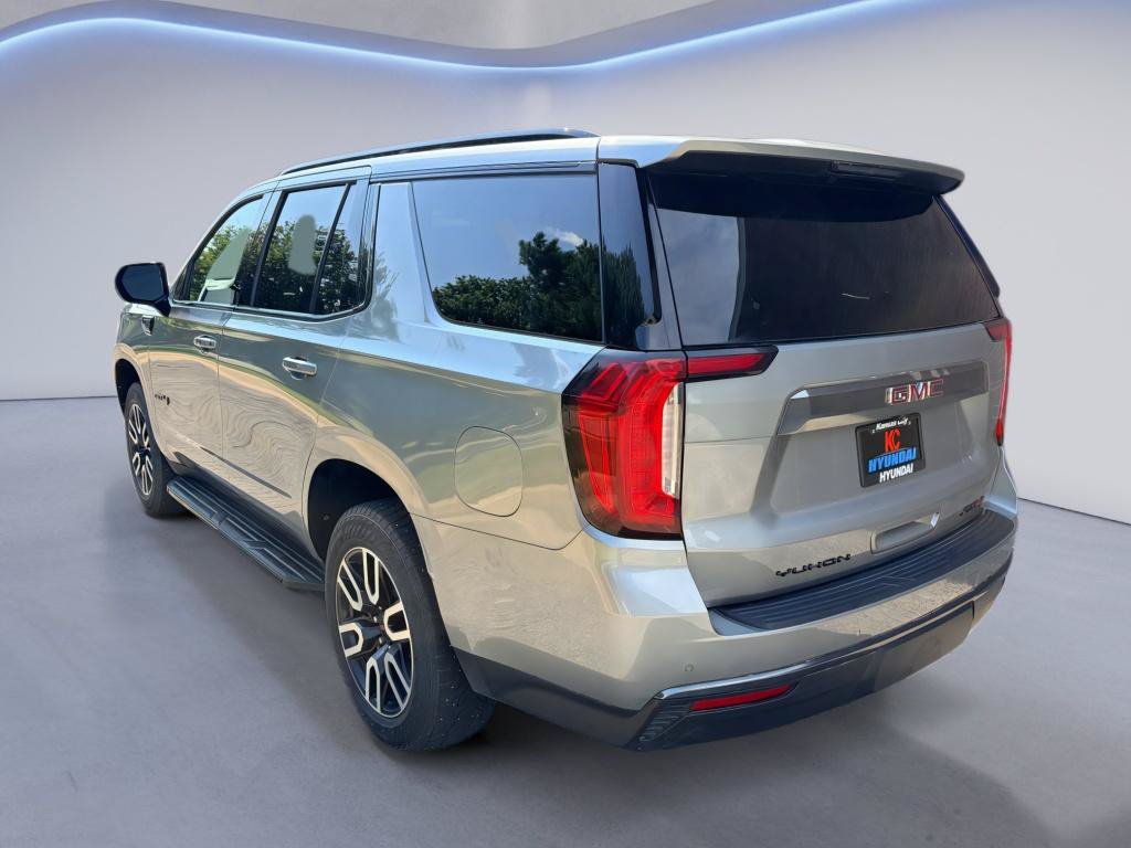 Used 2023 GMC Yukon AT4 w/ LPO, Floor Liner Package AWD/4WD image 3
