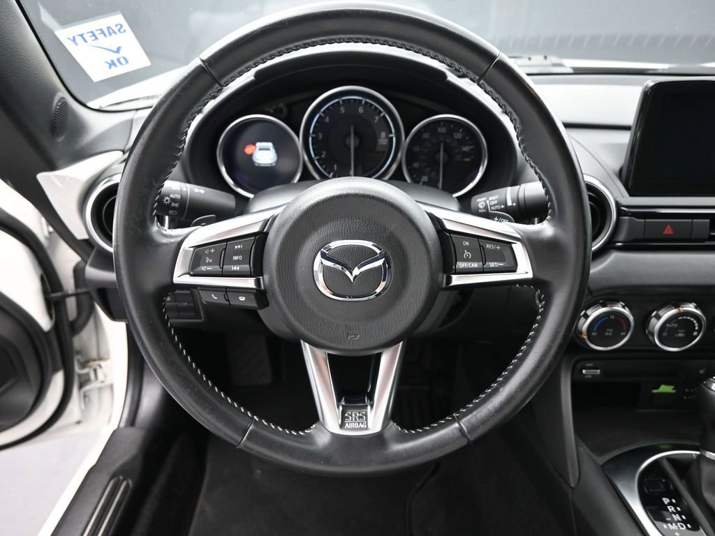 Used 2022 MAZDA MX-5 Miata RF Grand Touring image 16