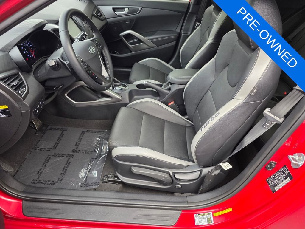 Used 2016 Hyundai Veloster Turbo w/ Option Group 04 FWD image 10