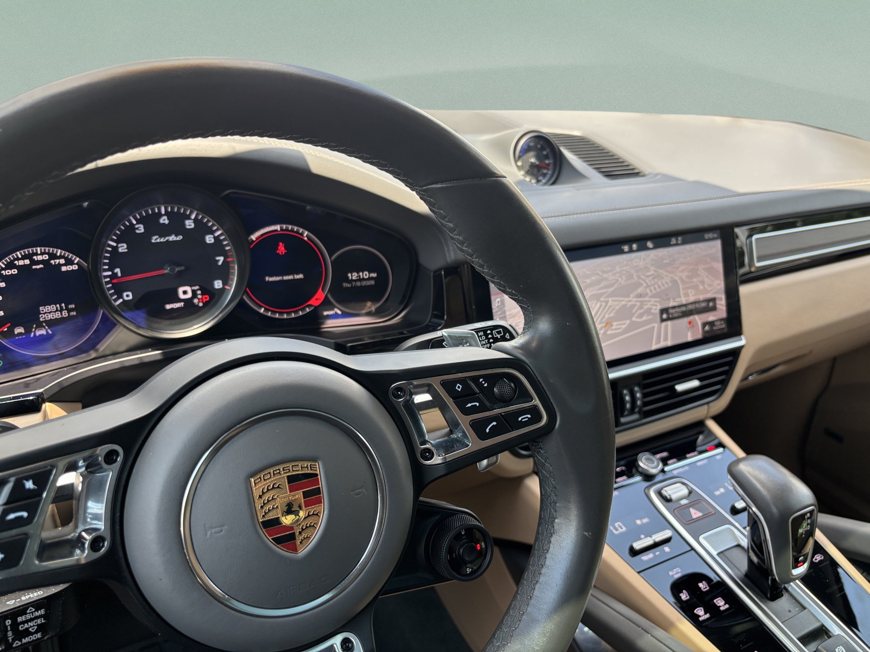 Used 2019 Porsche Cayenne Turbo AWD/4WD image 16