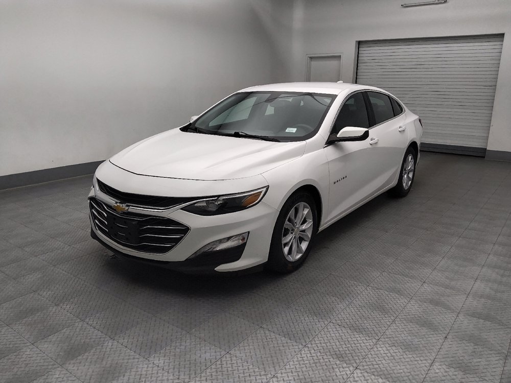 Used 2020 Chevrolet Malibu LT FWD image 2
