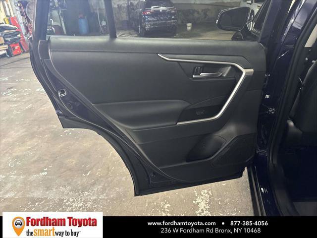 Certified 2025 Toyota RAV4 XLE AWD/4WD image 11