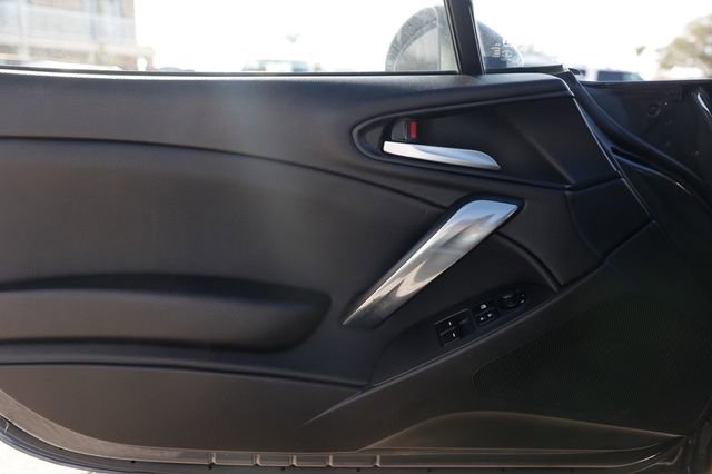 Used 2017 FIAT 124 Spider Classica image 38