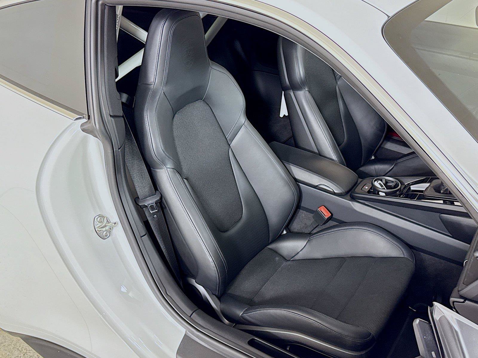 Used 2022 Porsche 911 GT3 RWD image 24