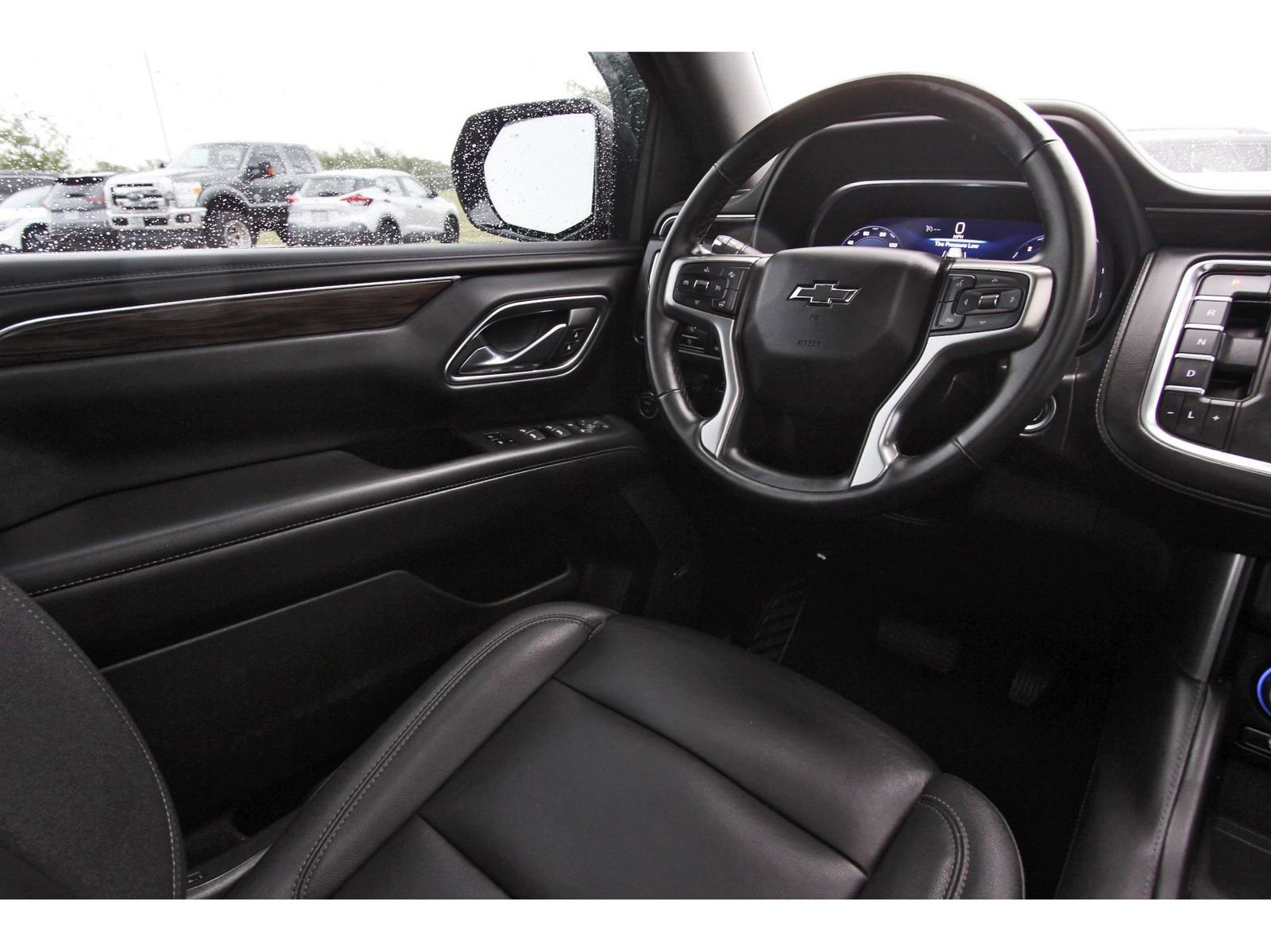 Used 2023 Chevrolet Tahoe Z71 w/ Z71 Off-Road Package image 11