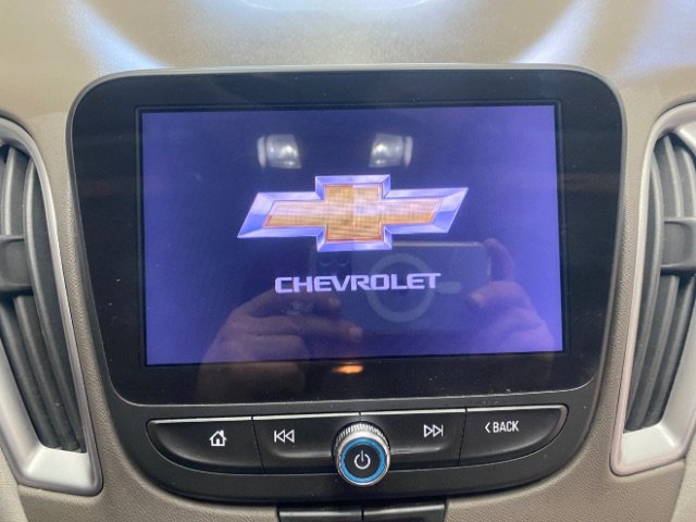 Used 2022 Chevrolet Malibu LT FWD image 30