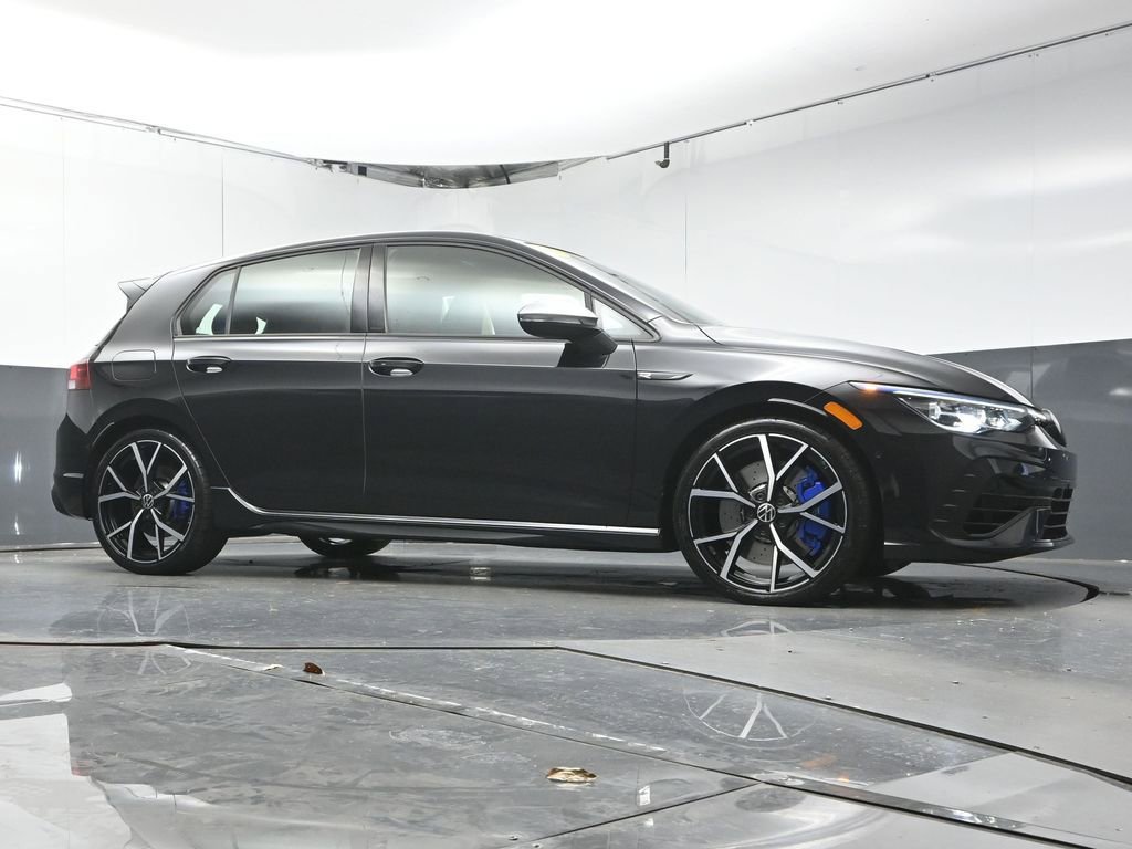 Used 2024 Volkswagen Golf R image 30