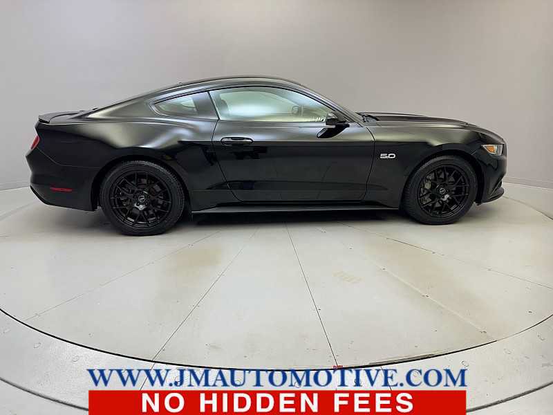 Used 2015 Ford Mustang GT RWD image 6