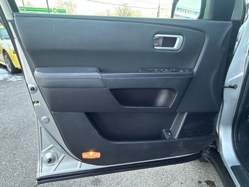 Used 2014 Honda Pilot EX-L image 9