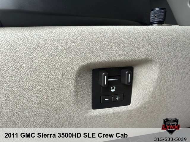 Used 2011 GMC Sierra 3500 SLE w/ SLE Preferred Package AWD/4WD image 18