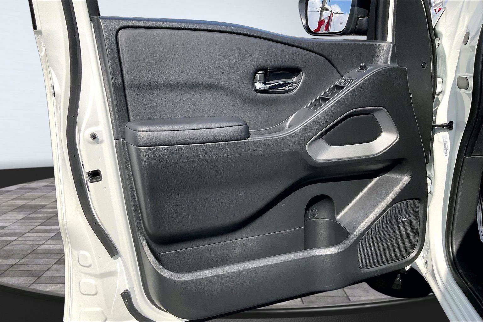 Certified 2025 Nissan Frontier SV w/ SV Convenience Package RWD image 24