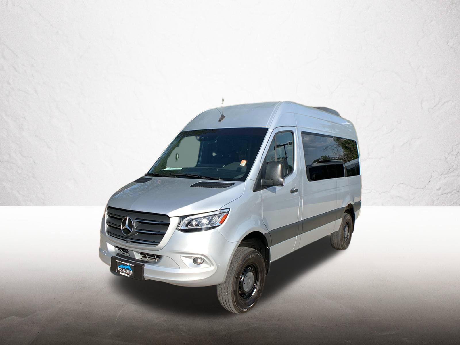 Used 2021 Mercedes-Benz Sprinter 2500 image 1