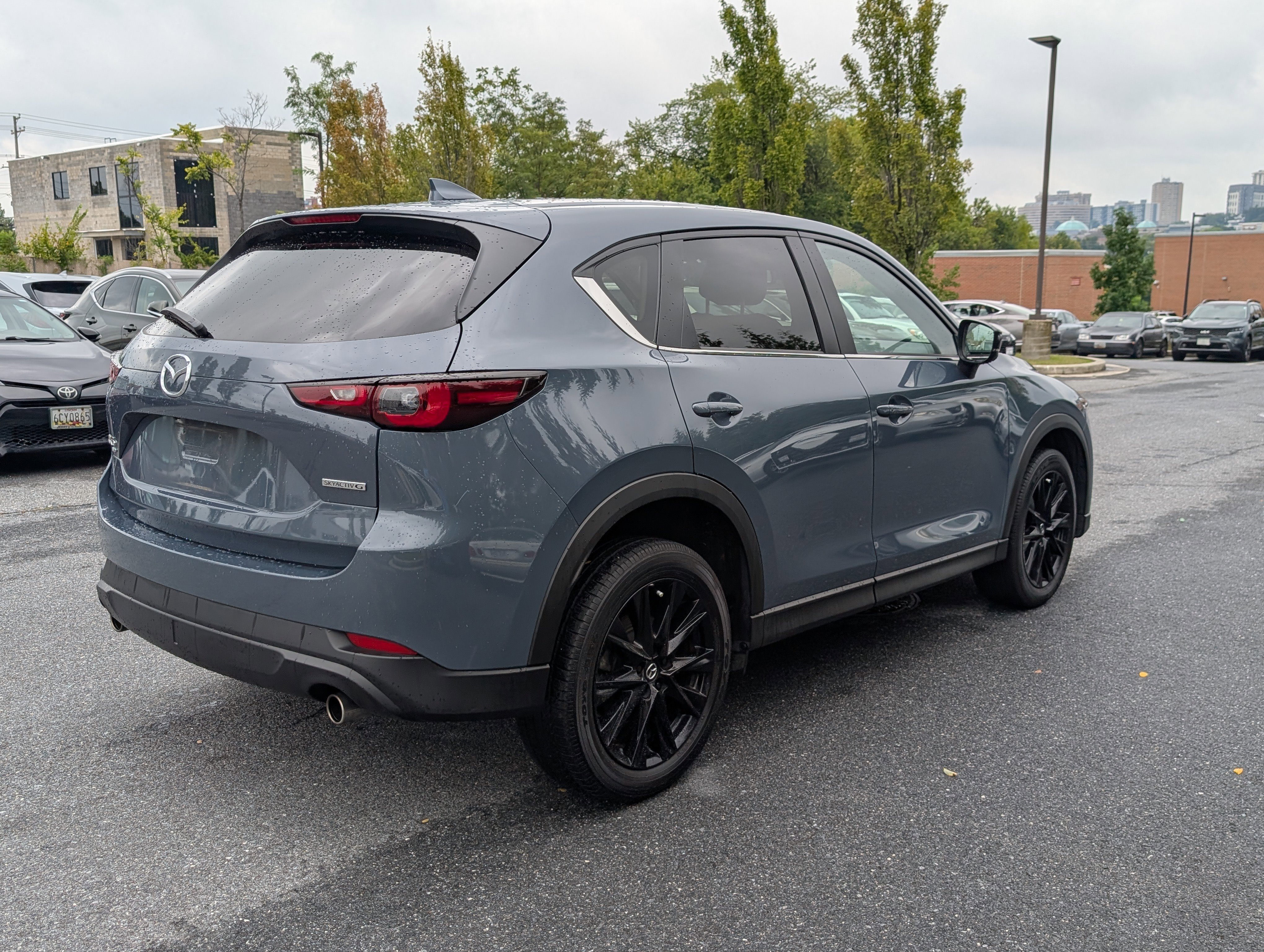 Used 2022 MAZDA CX-5 Carbon Edition image 3
